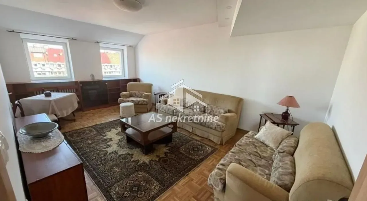 Izdavanje, stan, 210m², Čukarica, Beograd