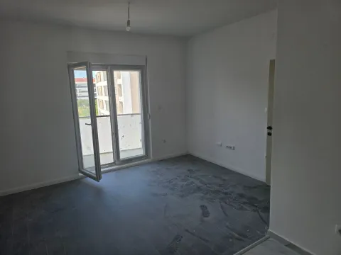 Prodaja, jednosoban stan, 42m², Zabjelo, Podgorica - image 2