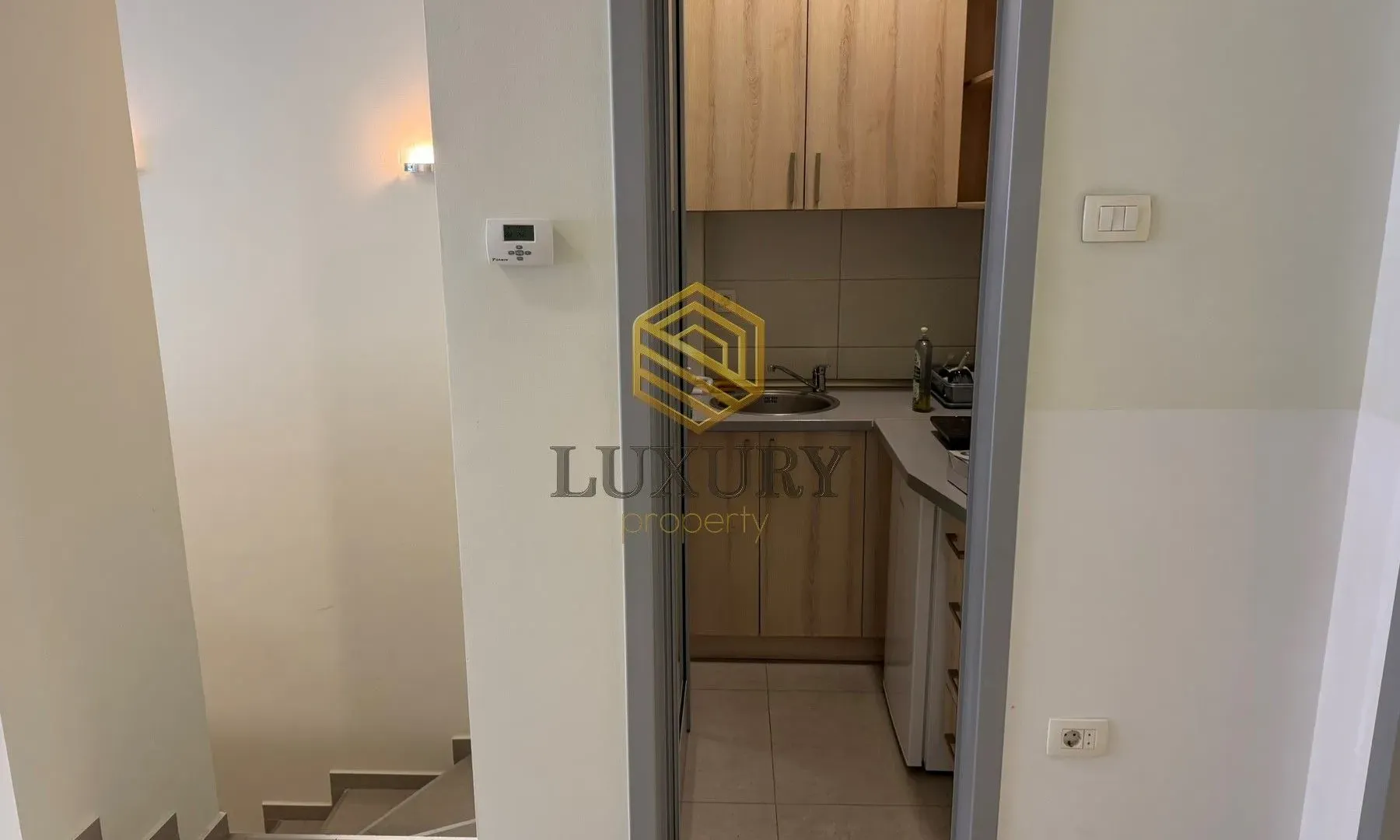 Rent, office space, 189m², Stari Aerodrom, Podgorica