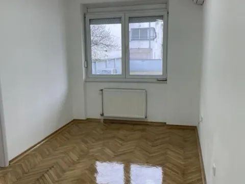 Prodaja, jednosoban stan, 30m², Grbavica, Novi Sad Sve Podlokacije - image 2