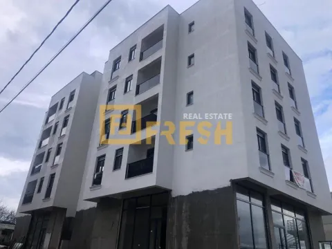 Prodaja, dvosoban stan, 57m², Dobre Vode, Bar