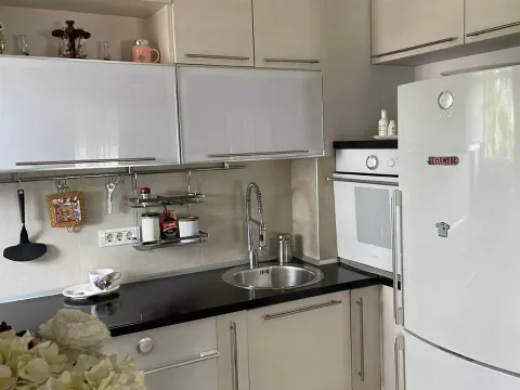 Izdavanje, dvosoban stan, 65m², City Kvart, Podgorica - image 12