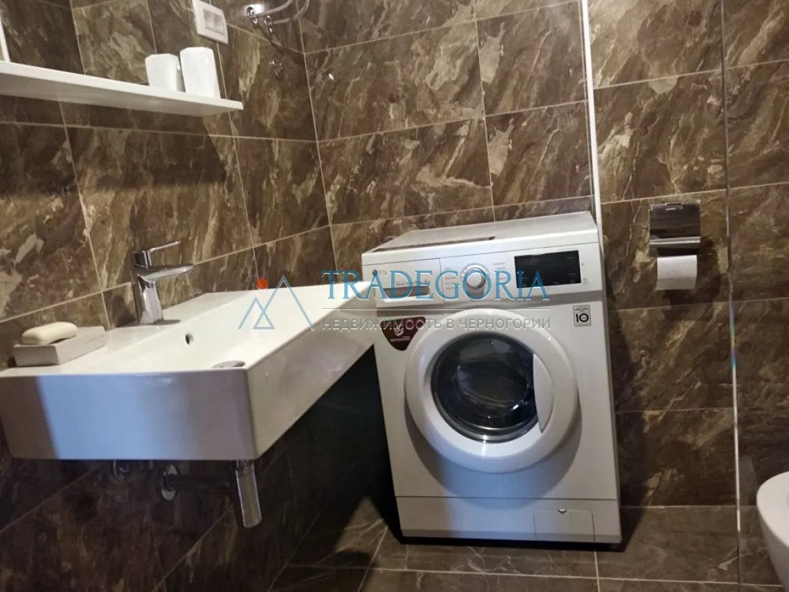 Prodaja, dvosoban stan, 85m², Budva, Crna Gora