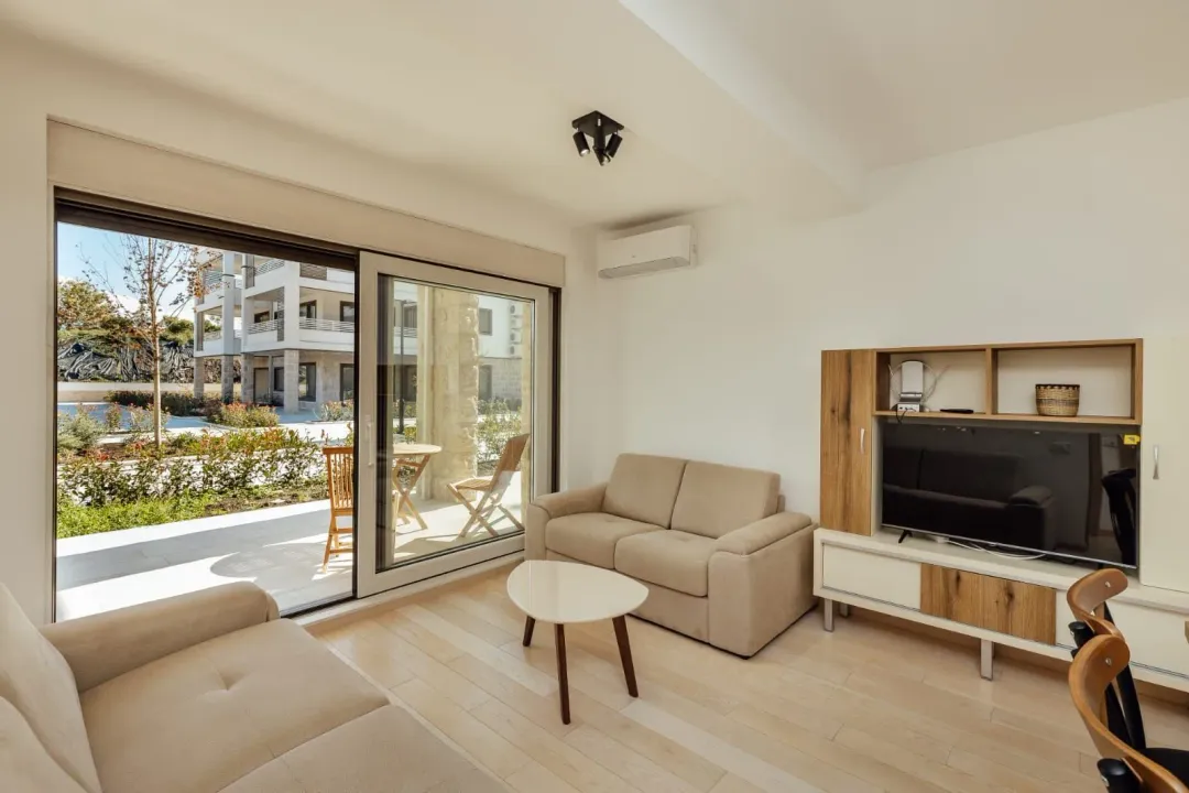Sale, two bedroom apartment, 57m², Igalo, Herceg Novi