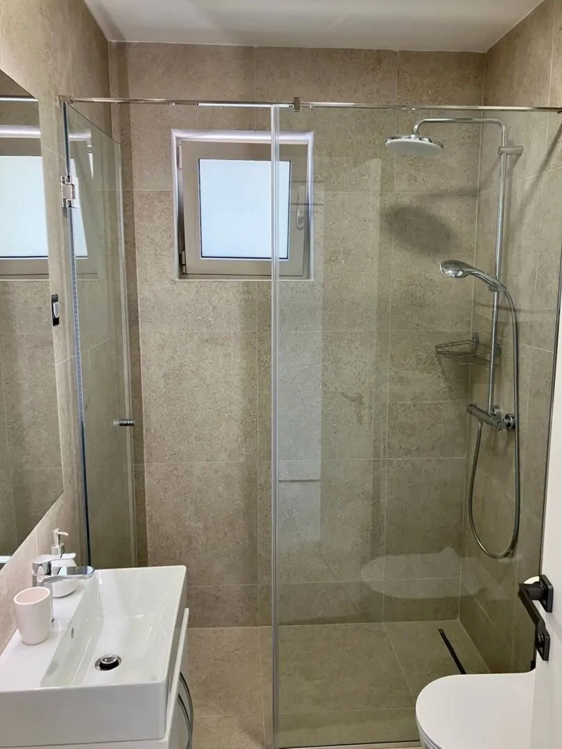 Rent, one bedroom apartment, 42m², Tripovići, Tivat