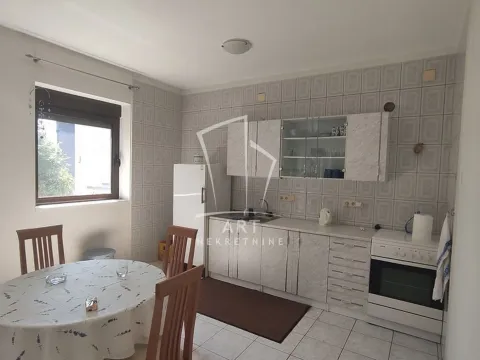 Prodaja, kuća, 221m², Jajinci, Voždovac Sve Podlokacije - image 14