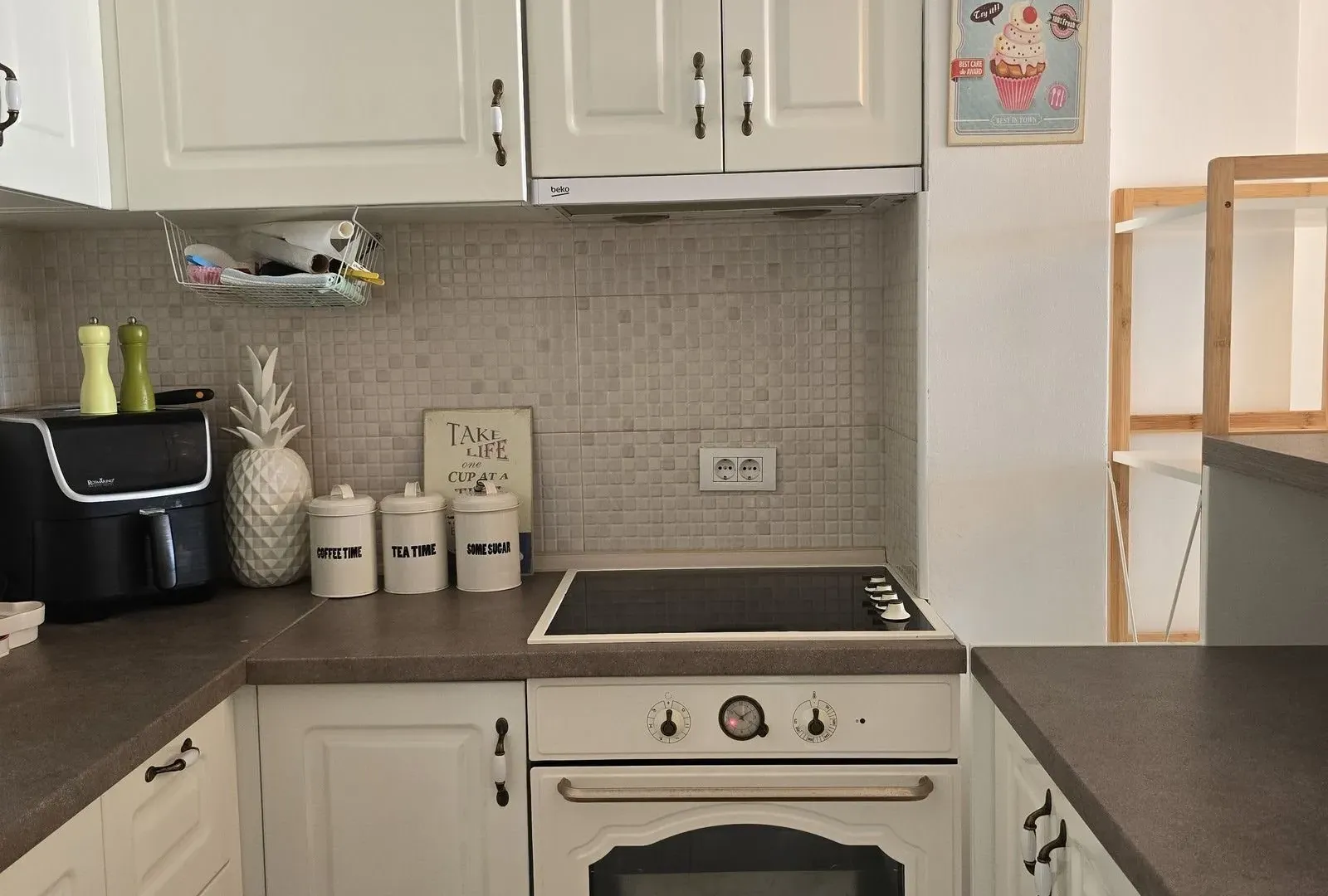 Prodaja, jednosoban stan, 59m², Tivat, Crna Gora