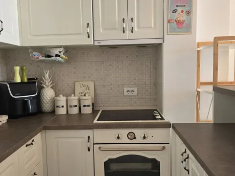 Sale, one bedroom apartment, 59m², Tivat, Crna Gora - image 12