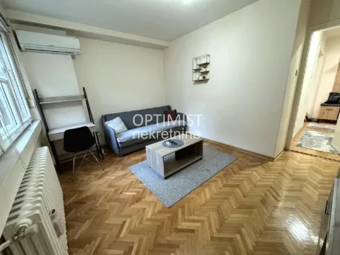 Rent, two bedroom apartment, 53m², Južni Bulevar, Vračar Sve Podlokacije - image 5