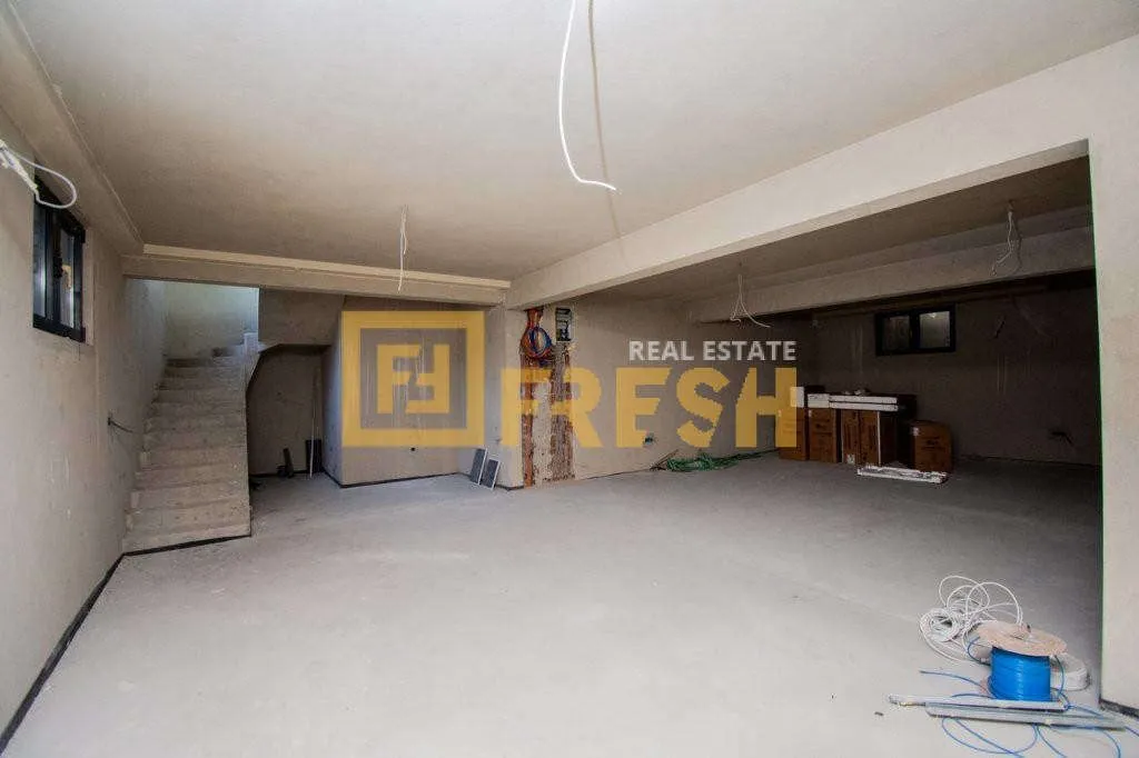 Rent, office space, 220m², Stari Aerodrom, Podgorica