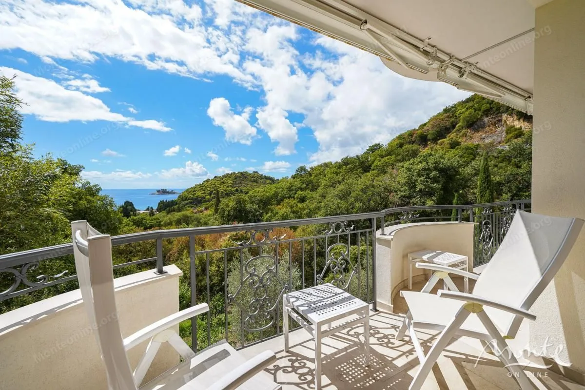 Prodaja, dvosoban stan, 88m², Petrovac, Budva