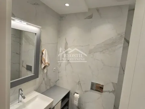 Rent, four bedroom apartment, 175m², Stari Grad, Beograd - image 6