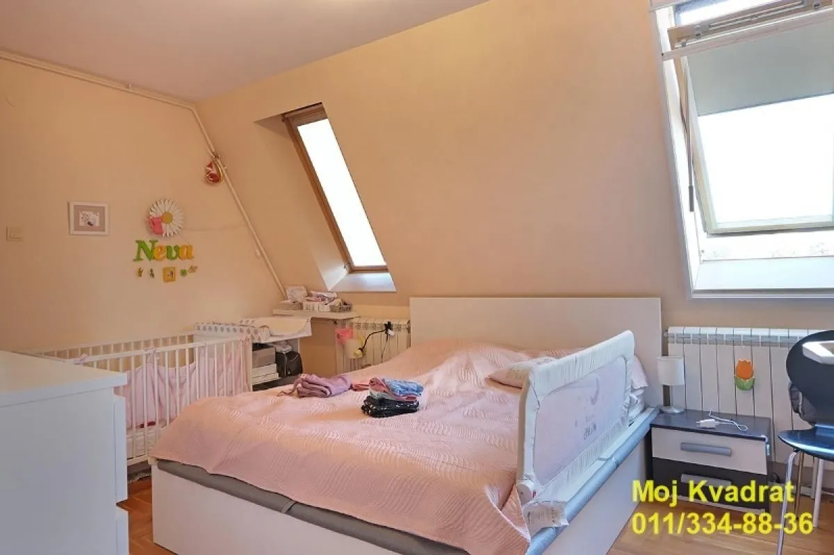 Prodaja, četvorosoban stan, 102m², Voždovac Sve Podlokacije, Beograd