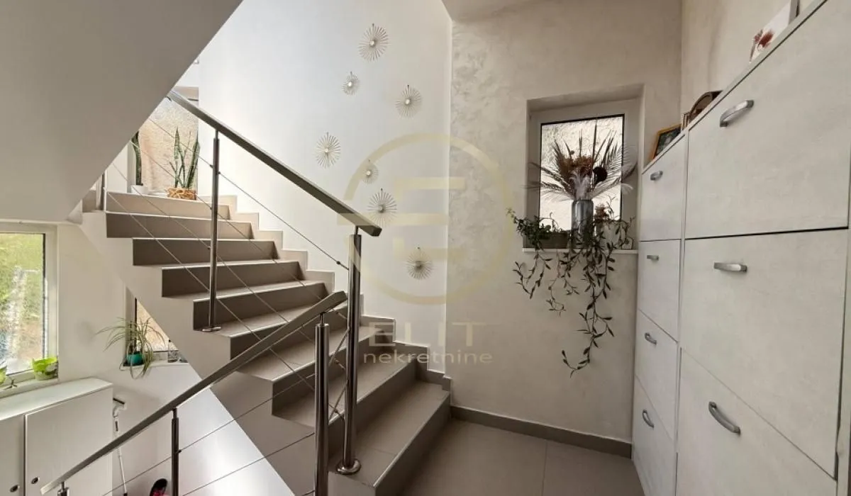 Sale, house, 273m², Petrovaradin, Novi Sad