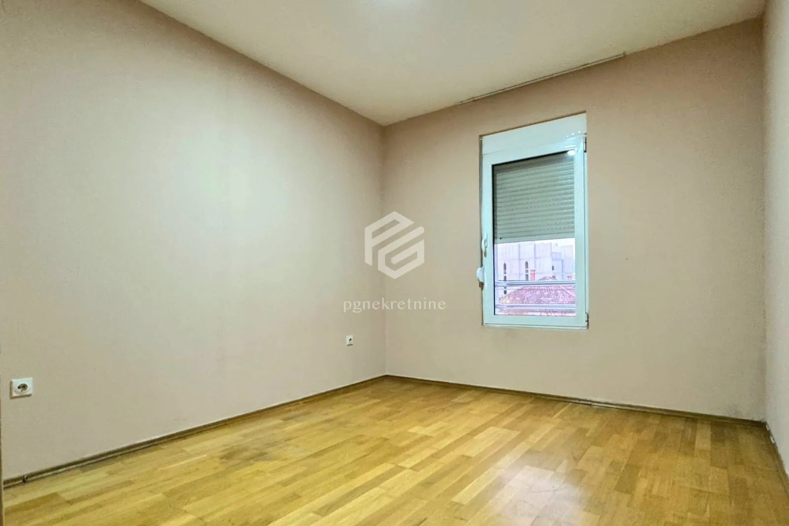 Rent, two bedroom apartment, 69m², Pobrežje, Podgorica