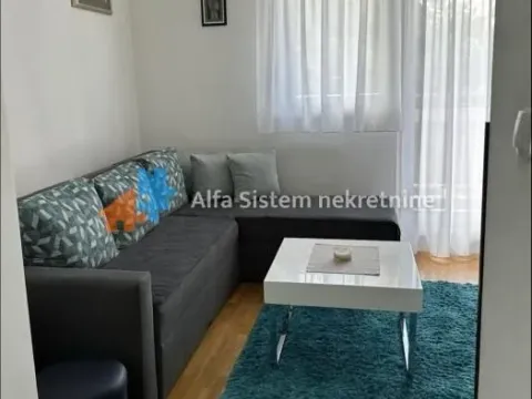Izdavanje, stan, 56m², Karaburma, Palilula Sve Podlokacije