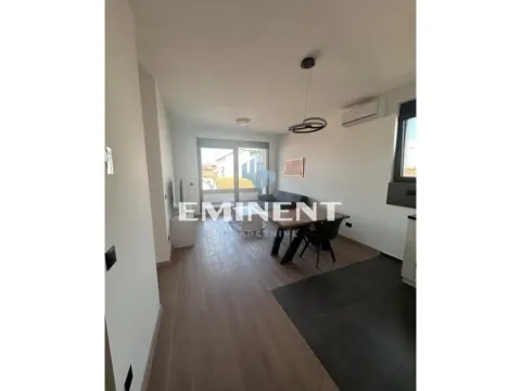 Rent, three bedroom apartment, 55m², Lekino Brdo, Voždovac Sve Podlokacije - image 2