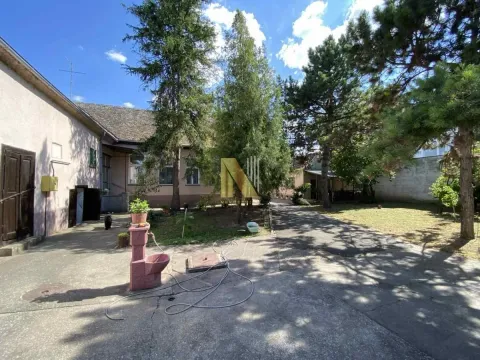 Prodaja, kuća, 275m², Bečej, Novi Sad - image 32