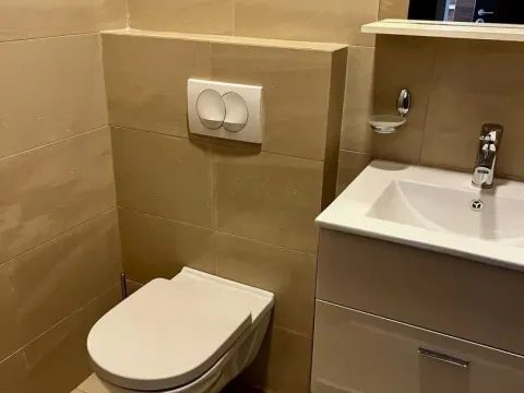 Prodaja, jednosoban stan, 77m², Budva, Crna Gora - image 18