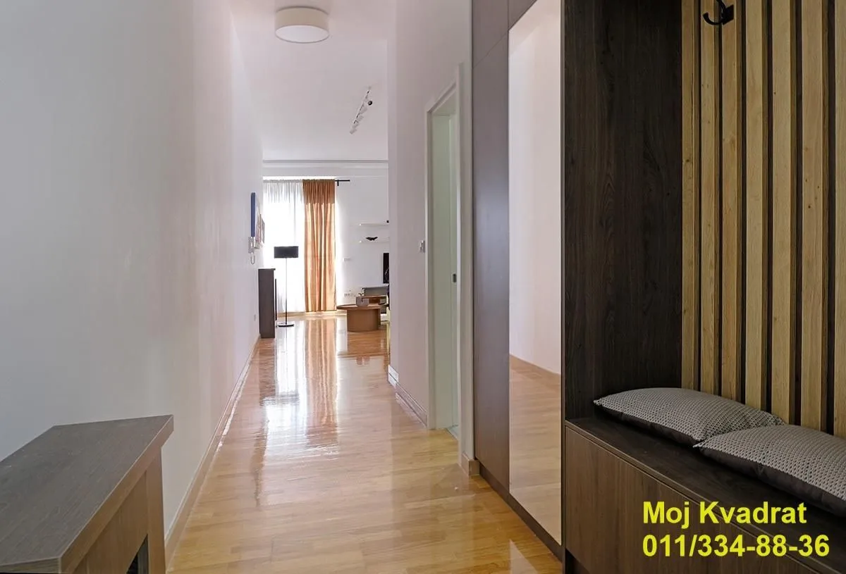 Prodaja, četvorosoban stan, 193m², Karaburma, Palilula Sve Podlokacije