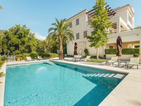 Sale, two bedroom apartment, 150m², Porto Montenegro, Tivat