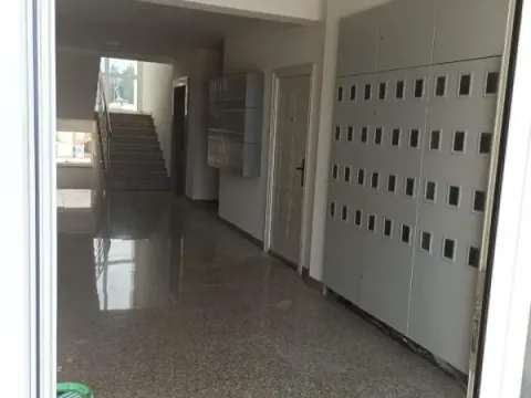 Prodaja, garsonjera, 40m², Šušanj, Bar - image 4