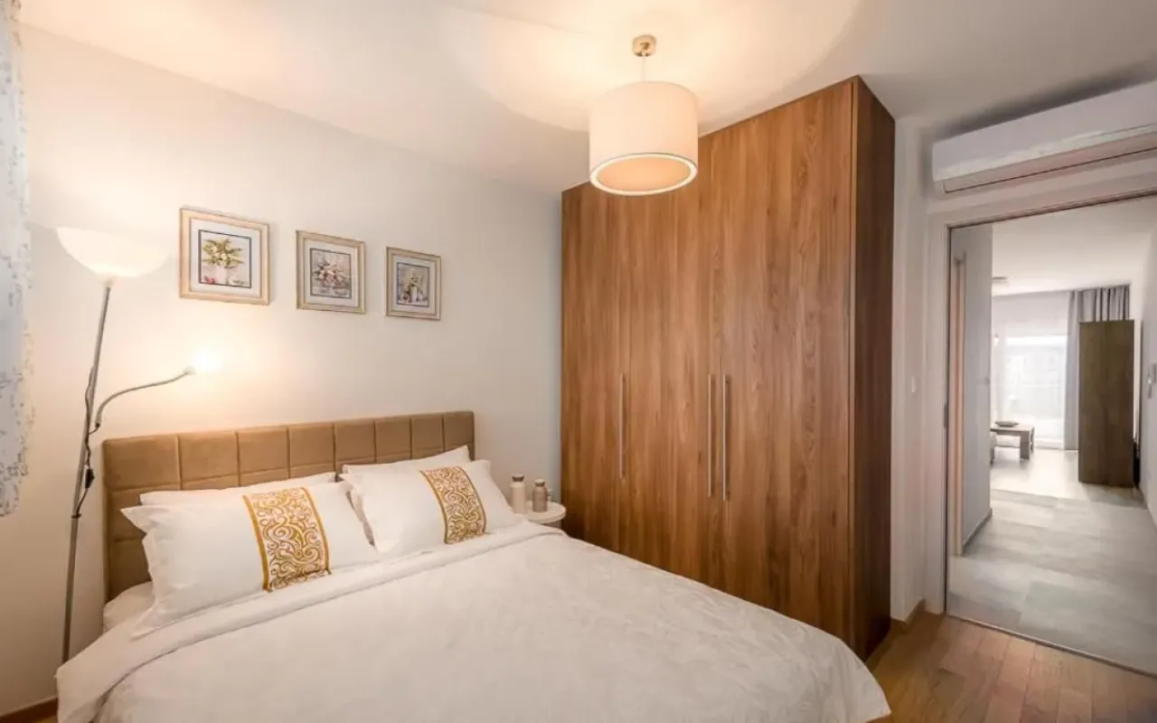 Sale, two bedroom apartment, 55m², Bečići, Budva