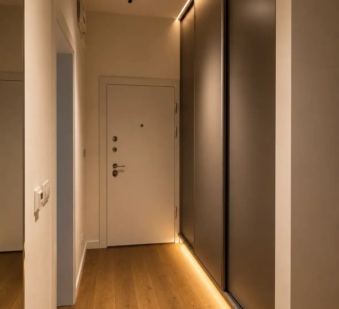 Prodaja, dvosoban stan, 77m², Soho City, Bar