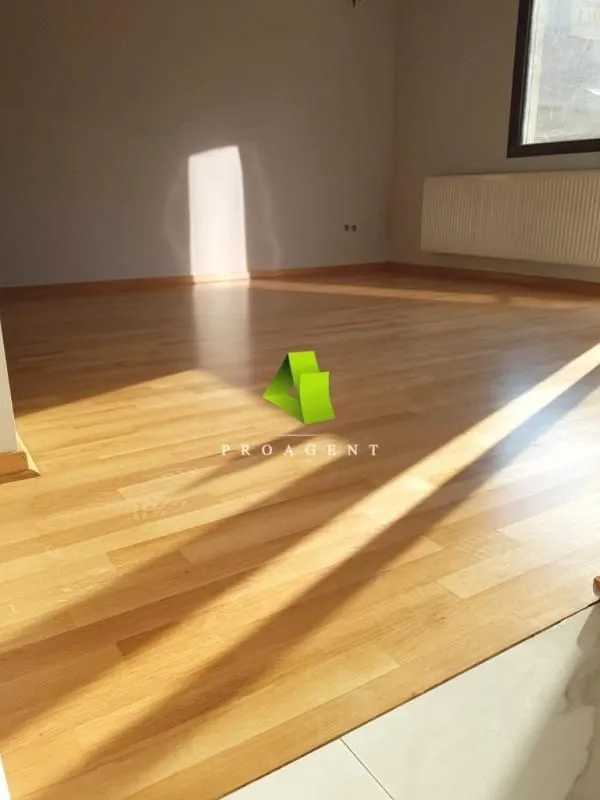 Rent, office space, 103m², Medijana, Niš