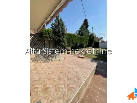 Rent, house, 200m², Surčin, Beograd - image 12