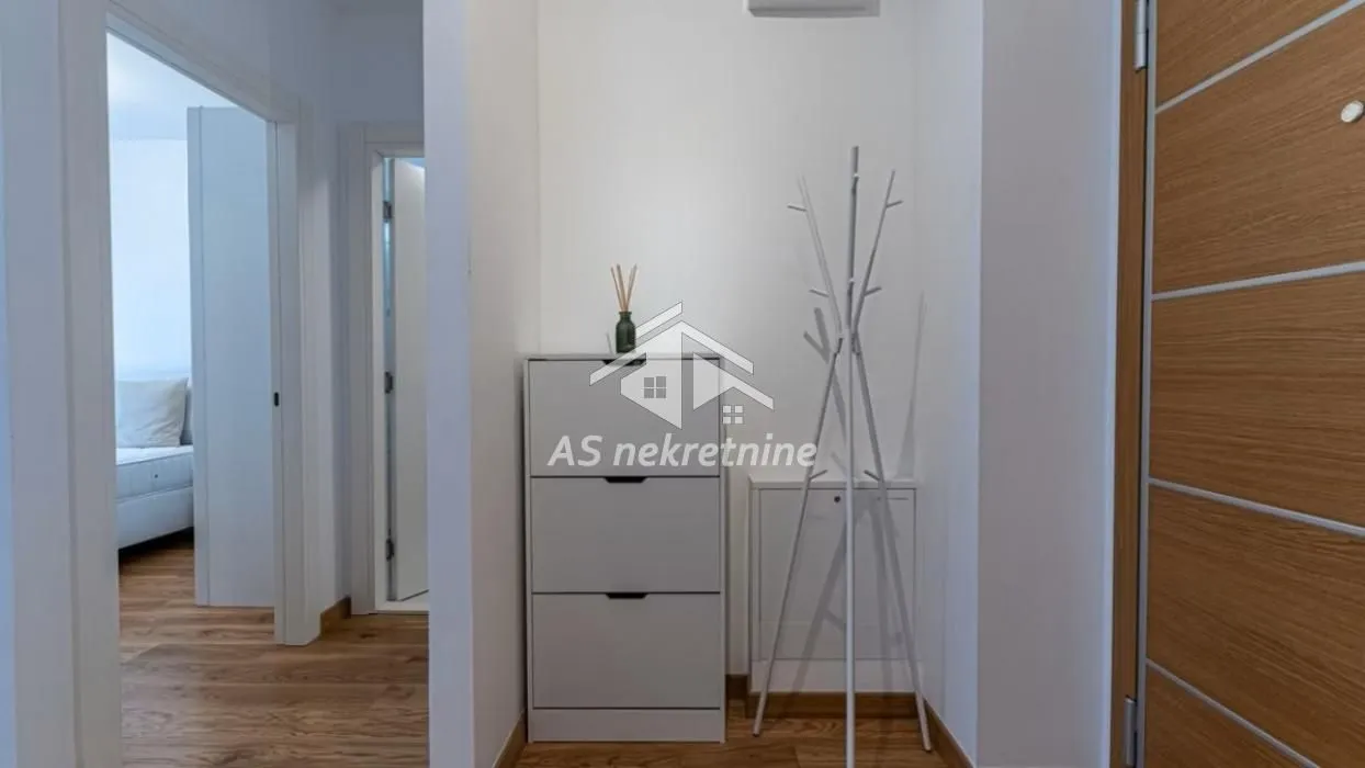 Izdavanje, dvosoban stan, 49m², Fon (Fon - Bilećka), Voždovac Sve Podlokacije