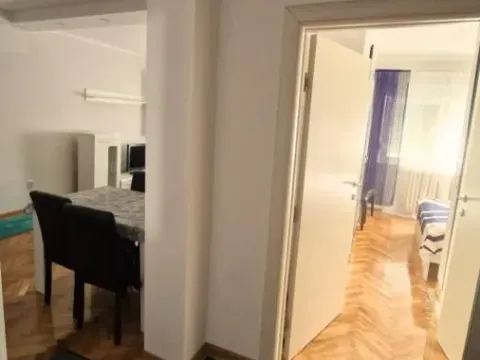 Izdavanje, jednosoban stan, 50m², Podbara, Novi Sad Sve Podlokacije - image 2