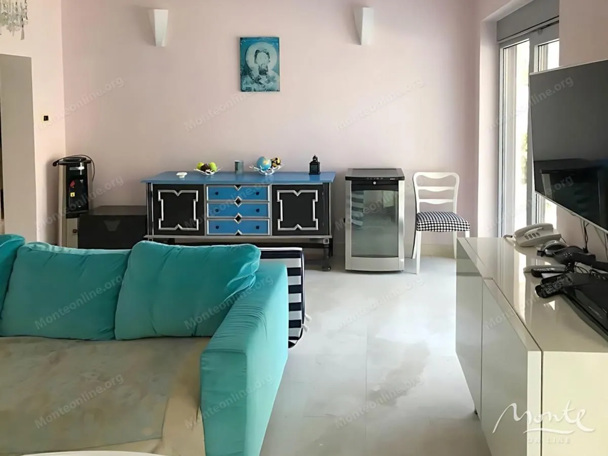 Prodaja, kuća, 390m², Stoliv, Kotor