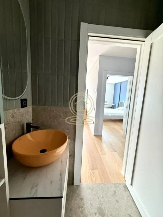 Izdavanje, dvosoban stan, 58m², Medijana, Niš