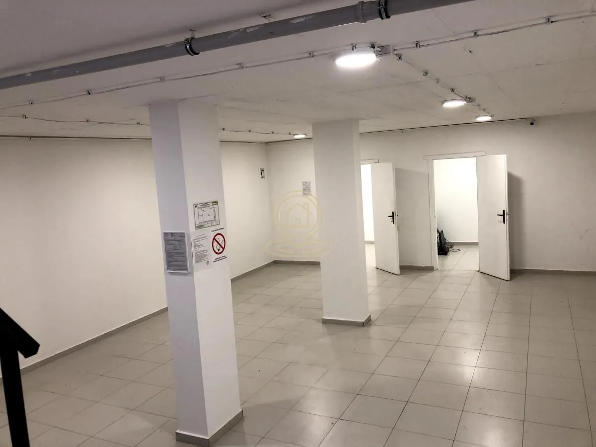 Rent, office space, 330m², Telep, Novi Sad Sve Podlokacije