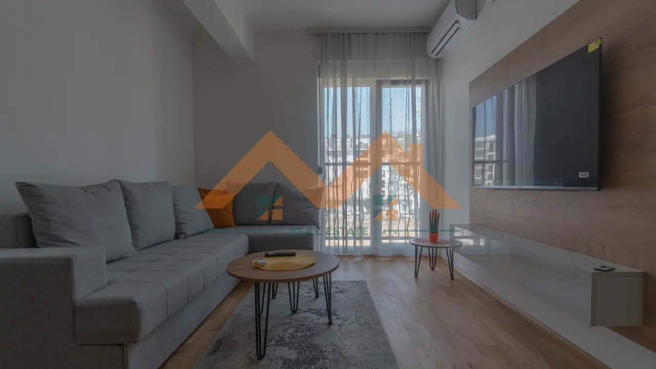 Izdavanje, jednosoban stan, 36m², Stari Aerodrom, Podgorica