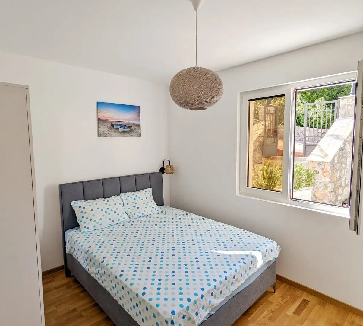 Prodaja, jednosoban stan, 47m², Đuraševići, Tivat