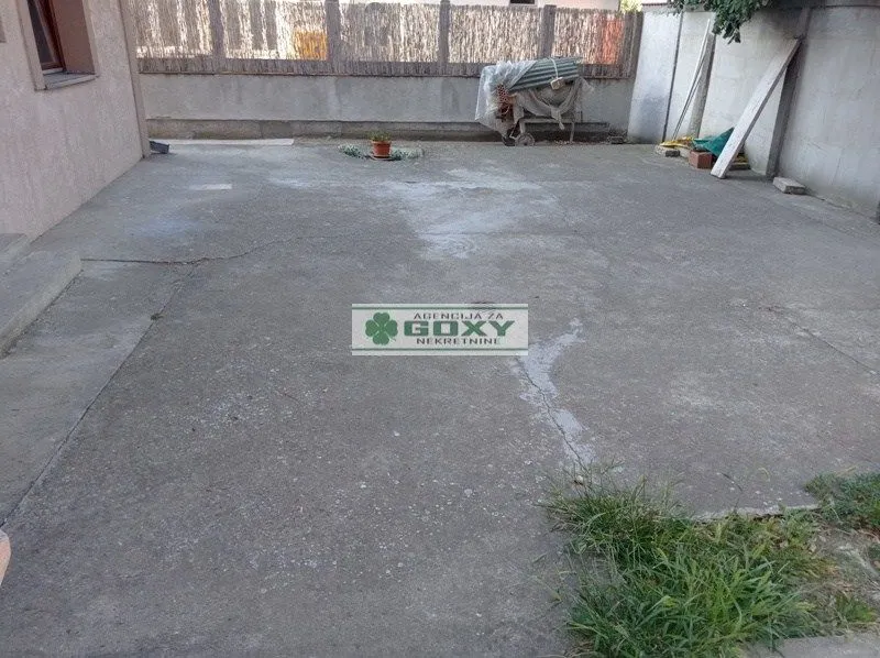 Prodaja, kuća, 245m², Zemun Sve Podlokacije, Beograd