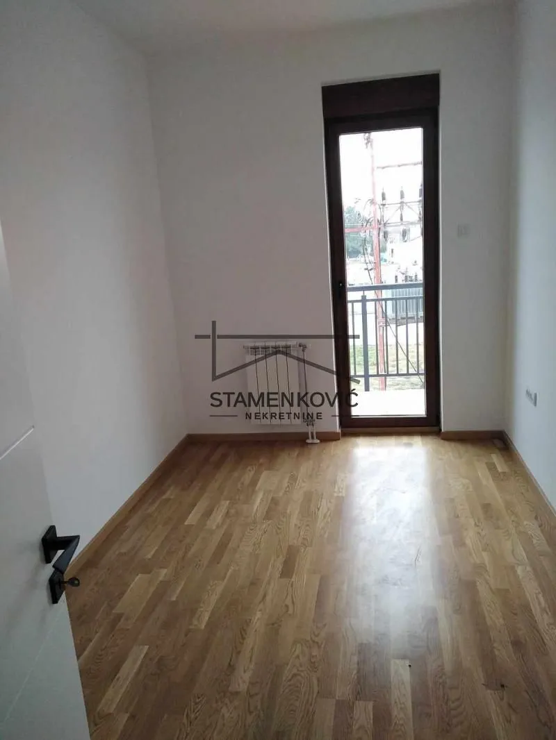 Prodaja, trosoban stan, 82m², Veternik, Novi Sad Sve Podlokacije