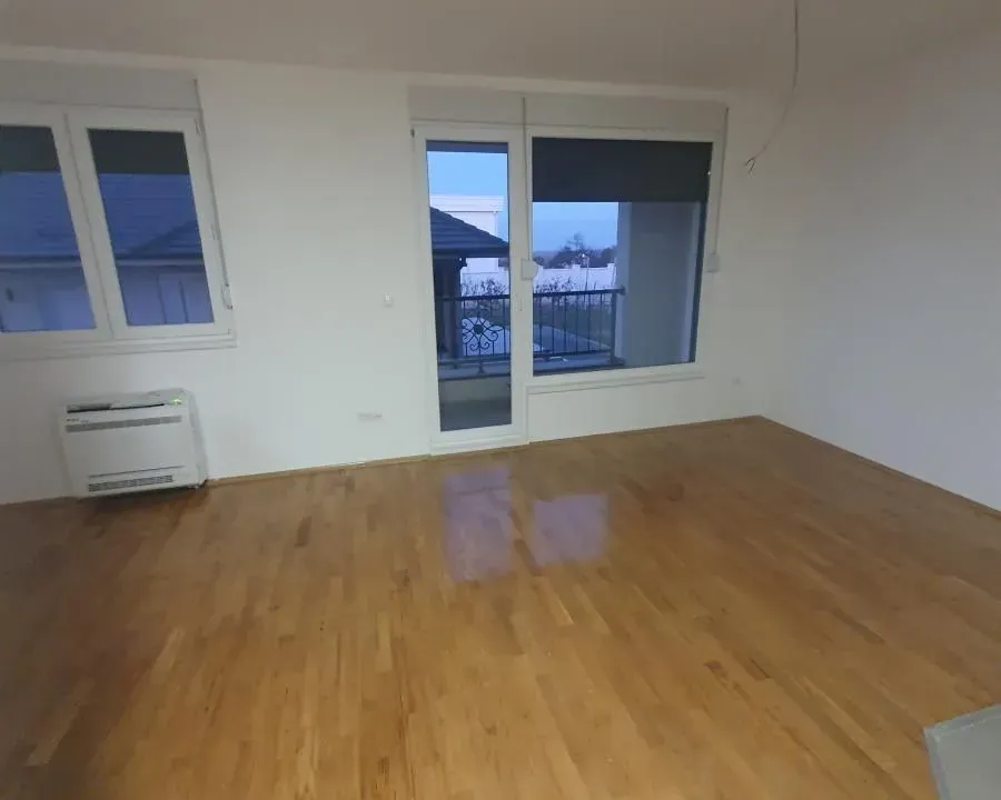 Prodaja, dvosoban stan, 58m², Mišeluk, Petrovaradin