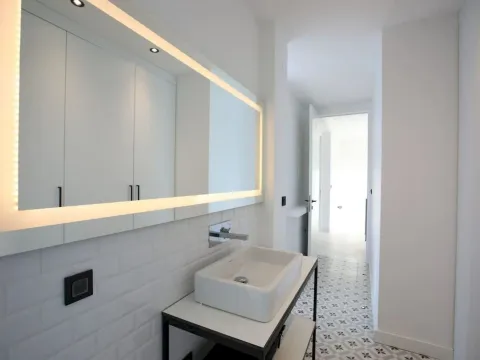 Rent, house, 676m², Đuraševići, Tivat - image 16