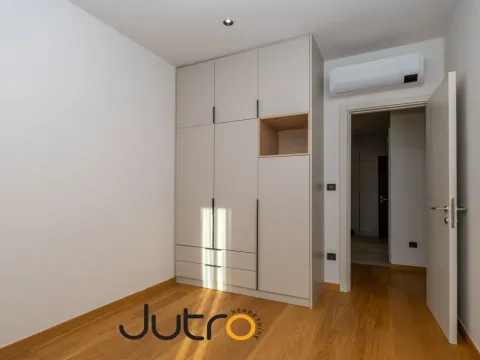 Izdavanje, trosoban stan, 87m², Podgorica, Crna Gora - image 4