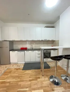 Izdavanje, dvosoban stan, 52m², Zabjelo, Podgorica - image 6