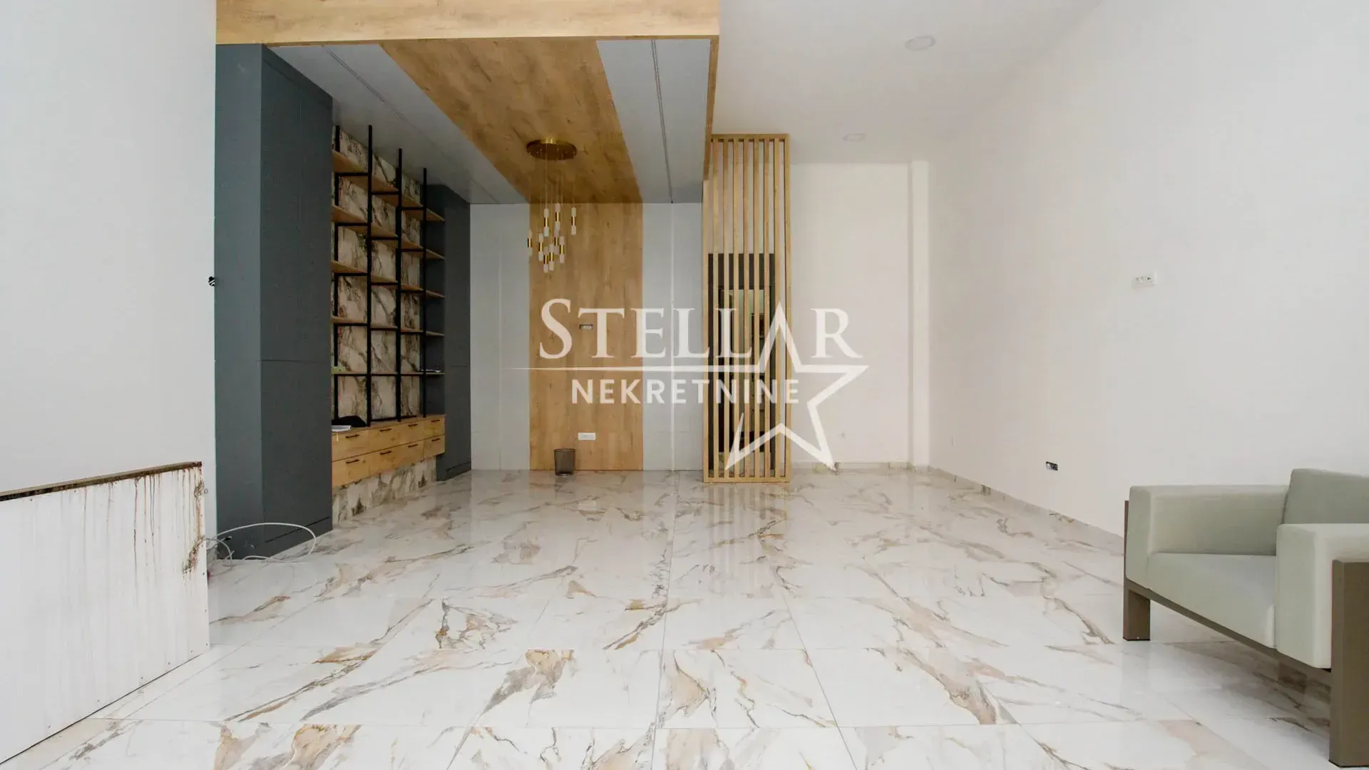 Rent, office space, 54m², Central Point, Podgorica
