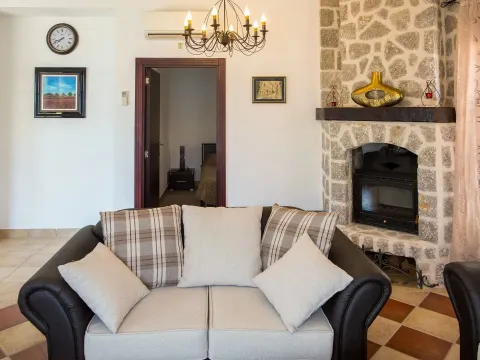 Prodaja, kuća, 235m², Kotor, Crna Gora - image 12