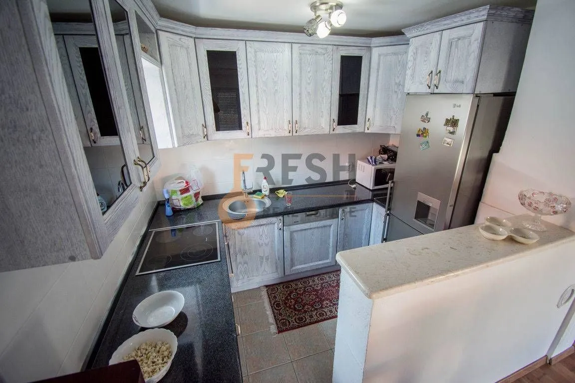 Prodaja, kuća, 450m², Stari Aerodrom, Podgorica