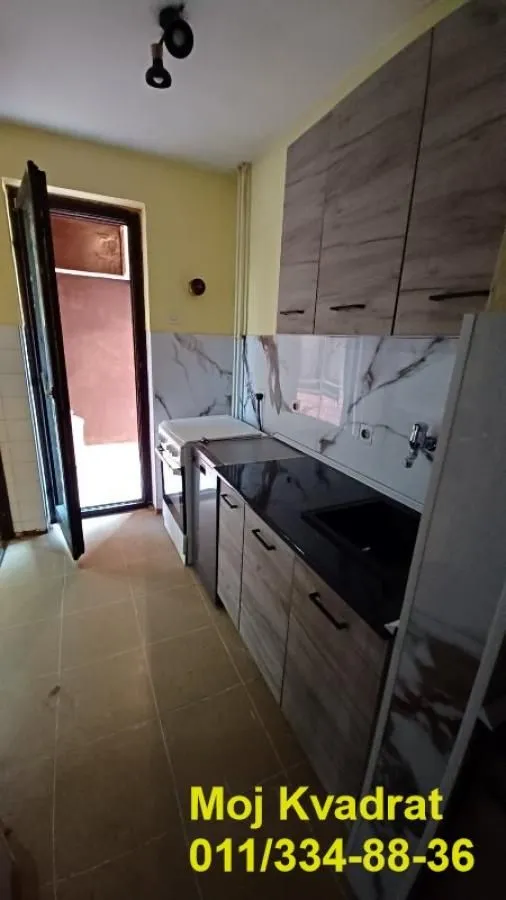 Prodaja, trosoban stan, 75m², Banovo Brdo, Beograd