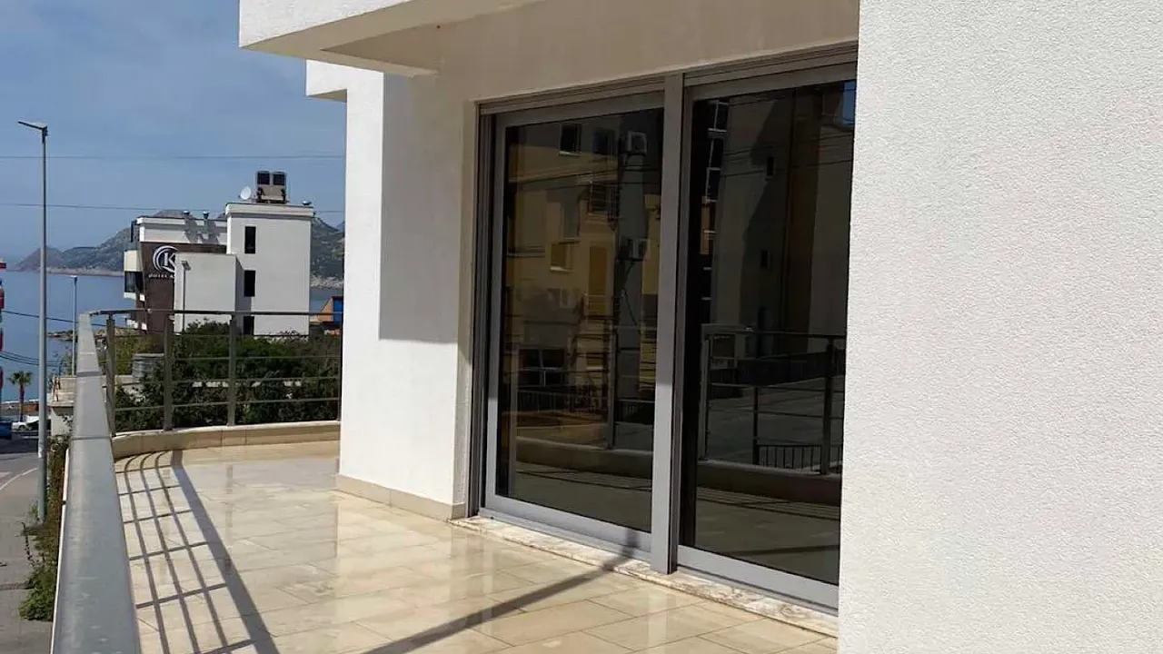 Sale, office space, 53m², Dobra Voda, Budva