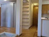 Izdavanje, trosoban stan, 70m², Neimar, Vračar Sve Podlokacije - image 3