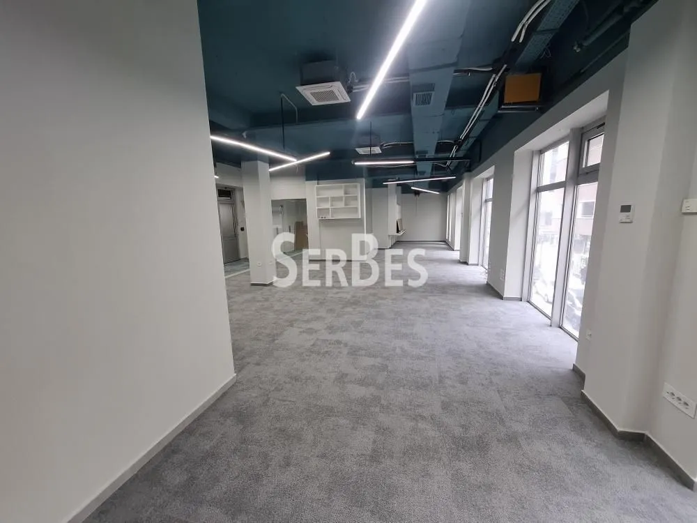 Rent, office space, 131m², Bulevar Oslobodjenja, Novi Sad Sve Podlokacije